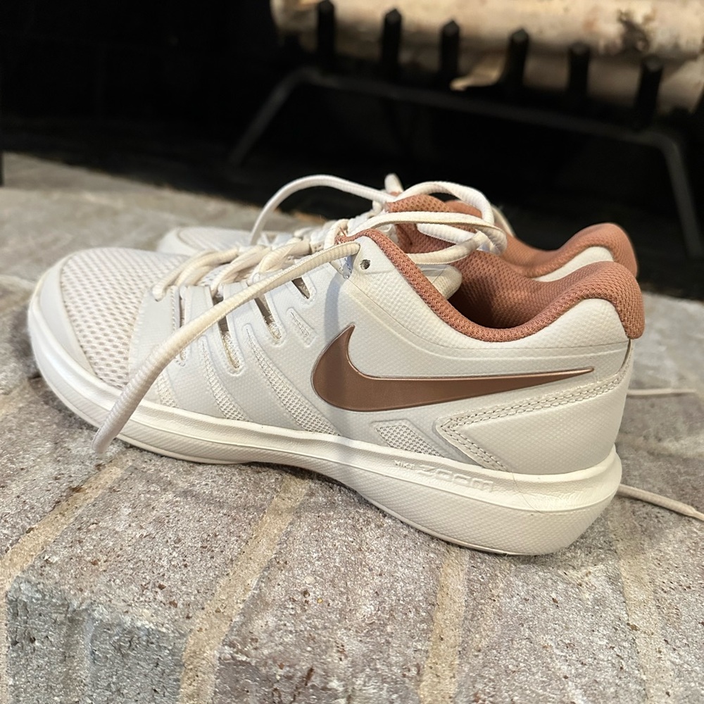 Nike Tennis Sneakers